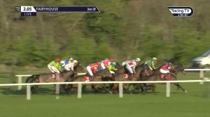 Video preview image for Fairyhouse 14:05 - 1800 624 524 Telebetting Baroneracing Porterstown Handicap Chase (Grade B)