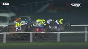 Video preview image for Kempton Park 18:40 - 100% Profit Boost At 32redsport.com Handicap (4)