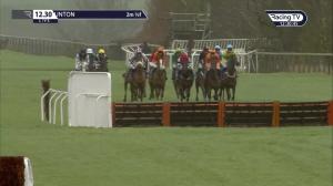 Video preview image for Taunton 12:30 - Racing To School Novices' Hurdle (Qualifier) (4) (Div 1)