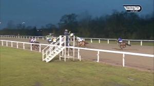 Video preview image for Chelmsford City 15:50 - Bet At totesport.com EBF Fillies' Novice Stakes (4)