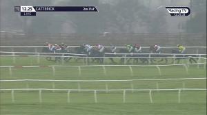 Video preview image for Catterick Bridge 12:25 - Watch Racing TV Now Amateur Riders' Handicap Hurdle (5)
