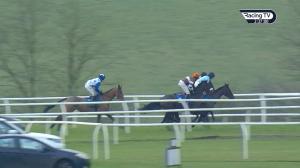 Video preview image for Wincanton 14:35 - EBF Mares' Novices' Chase (Qualifier) (3)