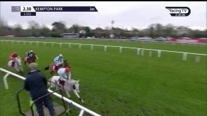 Video preview image for Kempton Park 14:30 - Ladbrokes Desert Orchid Chase (Grade 2) (1)