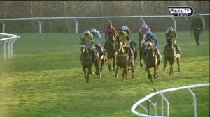 Video preview image for Taunton 15:30 - Invest Southwest Handicap Hurdle (3)