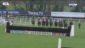 Video preview image for Wincanton 13:05 - Boylesports This Is Betting Novices' Handicap Chase (4)