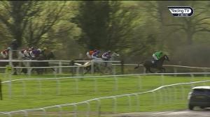 Video preview image for Wincanton 14:40 - Boylesports This Is Betting Handicap Hurdle (3)