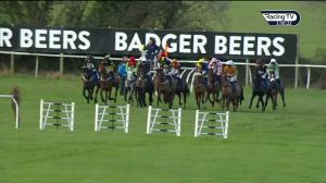 Video preview image for Wincanton 15:50 - Download The Boylesports App Maiden Hurdle (5)