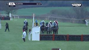 Video preview image for Taunton 16:00 - Love Musgrove Mares' Handicap Hurdle (5)
