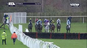 Video preview image for Catterick Bridge 15:10 - Follow @racingtv On Twitter Handicap Hurdle (Qualifier) (4)
