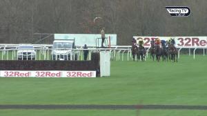 Video preview image for Kempton Park 13:30 - Unibet Download The App Handicap Chase (3)