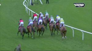 Video preview image for Kempton Park 15:45 - Download 32Red Casino App Handicap Hurdle (3)