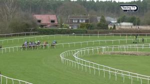 Video preview image for Market Rasen 14:10 - Weatherbys Racing Bank Handicap Chase (Qualifier) (3)