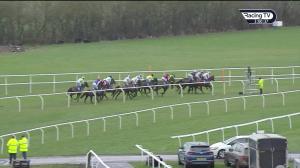 Video preview image for Ludlow 14:55 - Join Racing TV Now Mares' Handicap Hurdle (3)