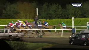 Video preview image for Dundalk 19:30 - Irish Stallion Farms European Breeders Fund Fillies Maiden