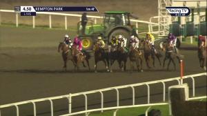 Video preview image for Kempton Park 16:50 - 32Red On The App Store Handicap (6) (Div 2)