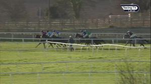 Video preview image for Catterick Bridge 13:20 - Watch RacingTV With Free Trial Now Novices' Hurdle (4)