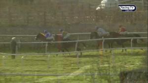 Video preview image for Catterick Bridge 15:00 - racingtv.com/freetrial Handicap Hurdle (3)