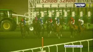Video preview image for Kempton Park 17:00 - 32Red On The App Store Novice Stakes (5)