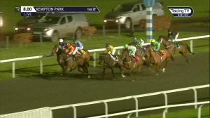 Video preview image for Kempton Park 20:00 - 32red.com Fillies' Handicap (5)