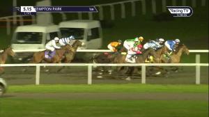 Video preview image for Kempton Park 17:15 - 32Red On The App Store Maiden Stakes (5) (Div 2)