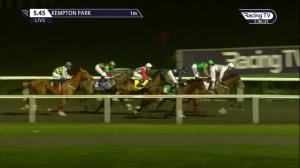 Video preview image for Kempton Park 17:45 - 32Red Handicap (4)