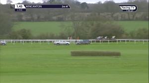 Video preview image for Wincanton 13:45 - Be Wiser Handicap Hurdle (Conditional Jockeys and Amateur Riders) (3)