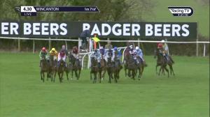 Video preview image for Wincanton 16:30 - Towergate Caravan Insurance Standard Open National Hunt Flat (5)