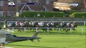 Video preview image for Sandown Park 15:00 - Betway Heroes Handicap Hurdle (Grade 3) (1)