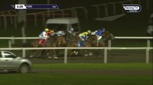 Video preview image for Kempton Park 18:00 - 100% Profit Boost At 32redsport.com Novice Stakes (5)
