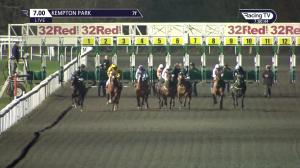 Video preview image for Kempton Park 19:00 - 32red.com Handicap (4)
