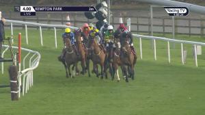 Video preview image for Kempton Park 16:00 - Follow @racingtv On Twitter Maiden Open National Hunt Flat (5) (Div 1)