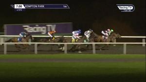 Video preview image for Kempton Park 19:00 - 32Red Handicap (Qualifier) (4)