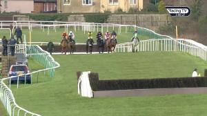 Video preview image for Leicester 15:00 - Join RacingTV Now Handicap Chase (4)