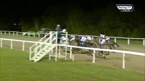 Video preview image for Chelmsford City 18:30 - New Tote Classified Stakes (6)