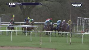 Video preview image for Ludlow 16:40 - Fairway Cafe Novices' Handicap Chase (4)