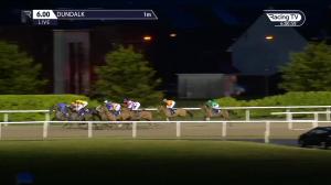 Video preview image for Dundalk 18:00 - Irish Stallion Farms European Breeders Fund Fillies Maiden 