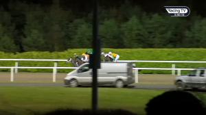 Video preview image for Dundalk 20:00 - Floodlit Fridays Continue At Dundalk Stadium 