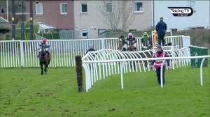 Video preview image for Kelso 16:32 - Johnston Smillie Handicap Chase (Qualifier) (4)