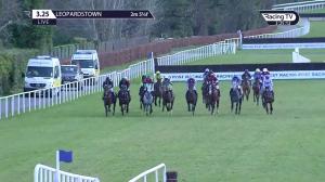 Video preview image for Leopardstown 15:25 - Leopardstown Membership Beginners Chase 