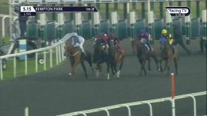 Video preview image for Kempton Park 17:15 - 32Red Handicap (2)