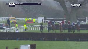 Video preview image for Taunton 15:30 - William Hill Leading Racecourse Bookmaker Handicap Chase (5)