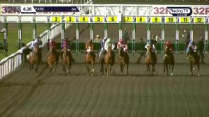 Video preview image for Kempton Park 18:20 - 32Red Handicap (3)