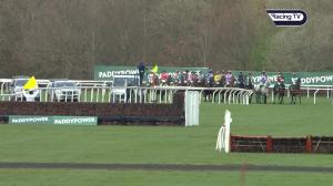 Video preview image for Kempton Park 15:15 - Paddy Power Silver Bowl Handicap Chase (2)