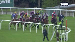 Video preview image for Kempton Park 17:00 - European Breeders Fund Mares' Standard Open National Hunt Flat (Series Final) (Listed) (1)
