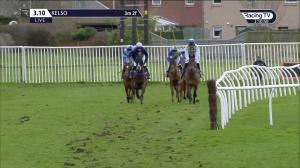 Video preview image for Kelso 15:10 - Belhaven Brewery Handicap Hurdle (4)
