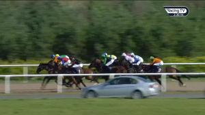 Video preview image for Dundalk 14:30 - Crowne Plaza Dundalk Race & Stay Claiming 