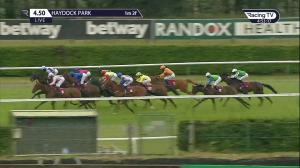 Video preview image for Haydock Park 16:50 - Betway Maiden Stakes (5) (Div 1)