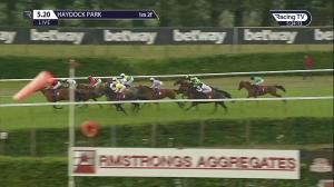 Video preview image for Haydock Park 17:20 - Betway Maiden Stakes (5) (Div 2)