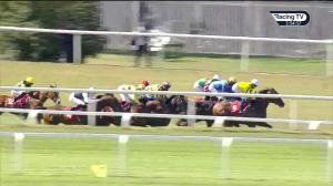 Video preview image for Sandown Park 15:45 - Unibet June Casino Free Spin Festival EBF Maiden Stakes (5)