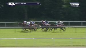 Video preview image for Haydock Park 15:40 - Every Race Live On RacingTV Handicap (3)